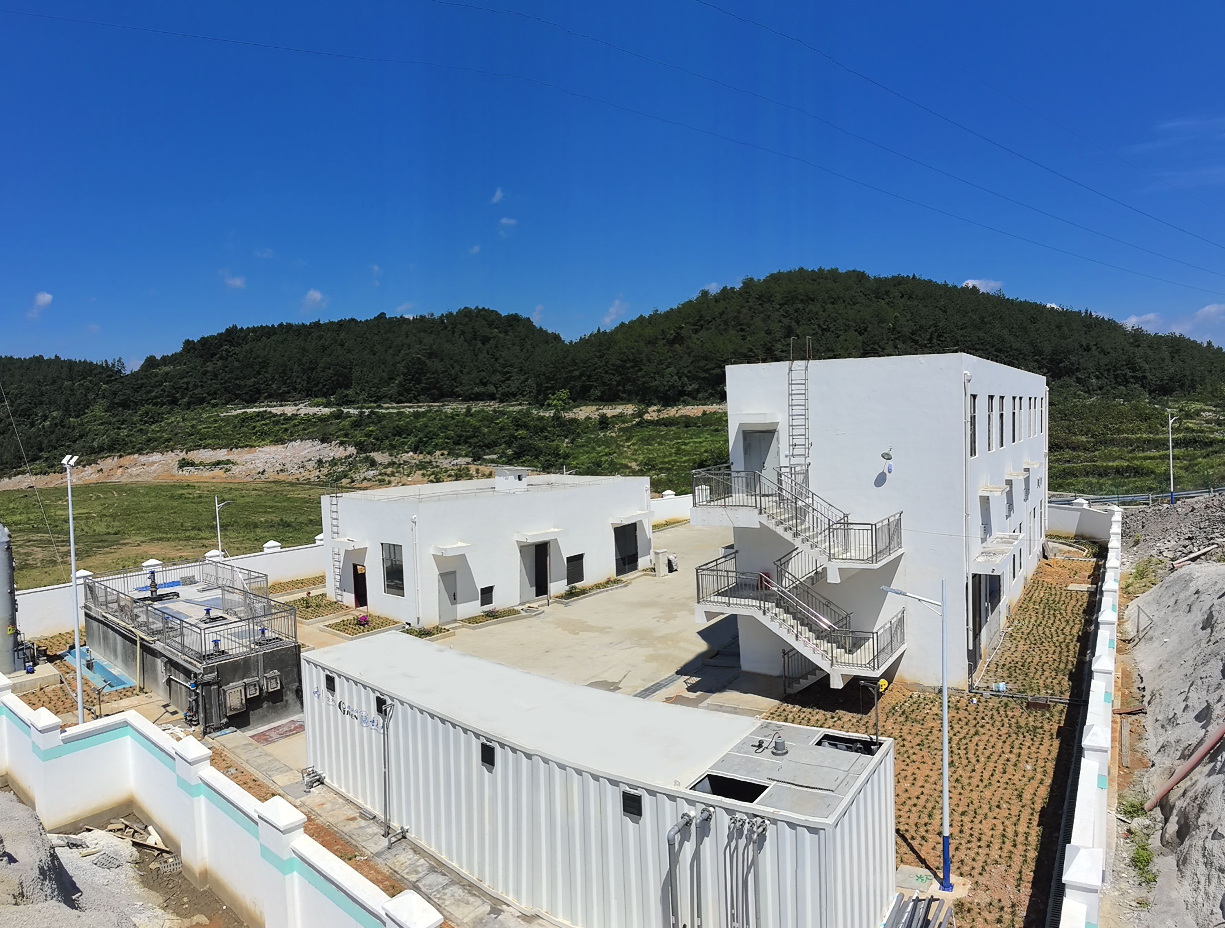 工業(yè)廢水低碳處理及有價物質(zhì)能源協(xié)同回收